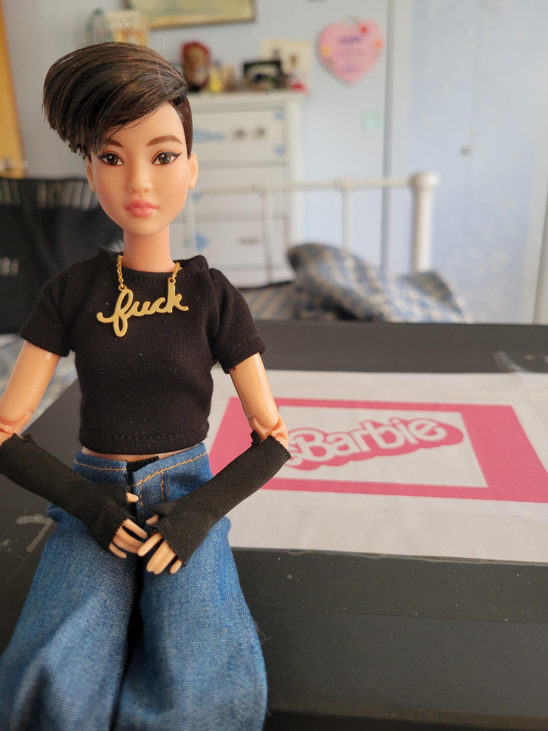 Resized_20241015_095329_1110296589837963 Barbie's Boundaries Coach (complete with fingerless gloves like the Real Barb!)